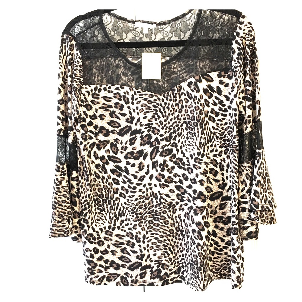 Ladies Leopard Print Top Size Large